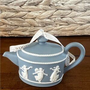 Gorgeous Wedgwood teapot ornament. Perfect for the tea lover.